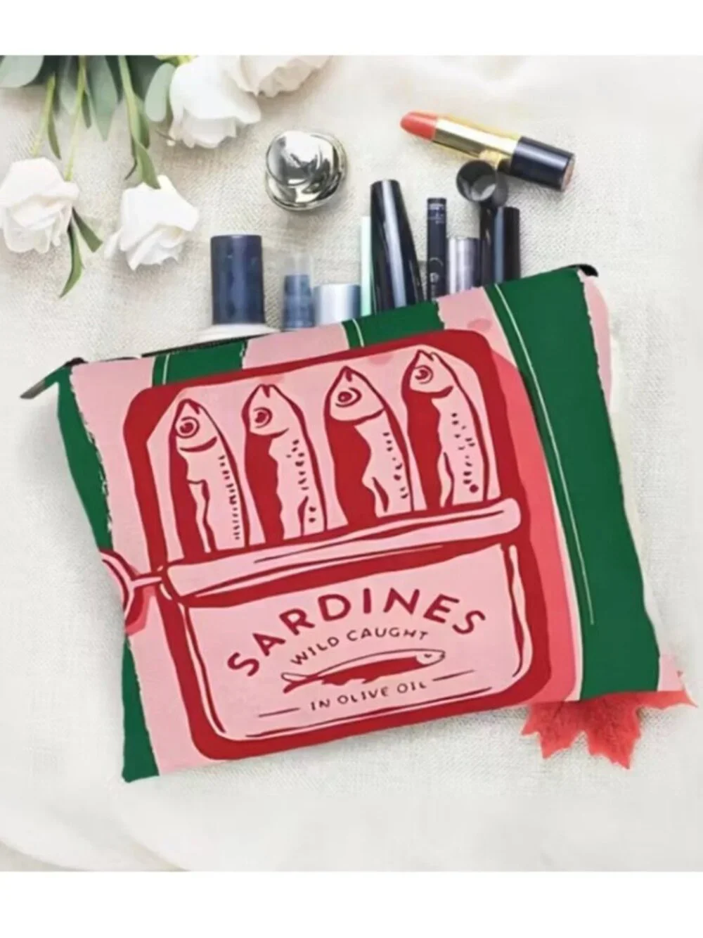 🎁FREE GIFT WITH PURCHASE Fabric Stripe Printed Zippered Pouch - Picture 2 of 3